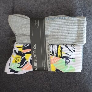 QUICKSILVER CREW SOCKS